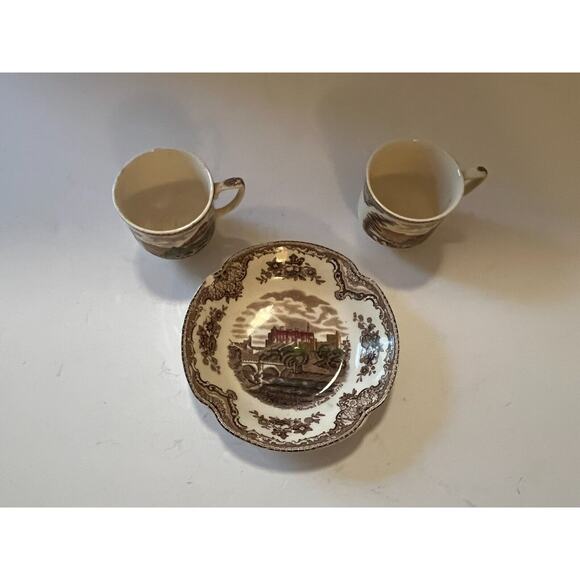 Johnson Bros Old Britain England Vintage 3 Piece Set Teacups Saucer Fine China - Picture 3 of 6